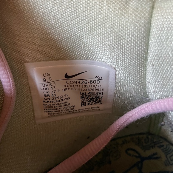 Nike Kyrie 7 Regal Pink 1 World People Basketball Shoe Limited Edition - Picture 4 of 4